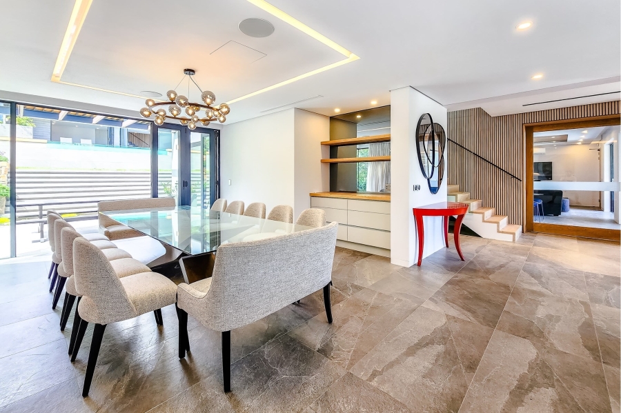 6 Bedroom Property for Sale in Camps Bay Western Cape